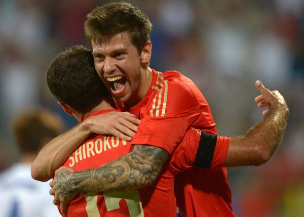 Russia's Roman Shirokov and Fyodor Smolov - Sputnik International