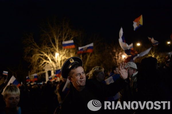 Crimea Celebrates Landslide Vote to Join Russia Crimea Celebrates Landslide Vote to Join Russia - Sputnik International