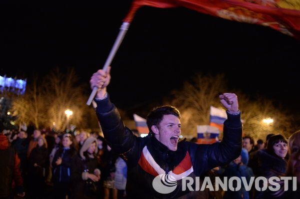 Crimea Celebrates Landslide Vote to Join Russia Crimea Celebrates Landslide Vote to Join Russia - Sputnik International