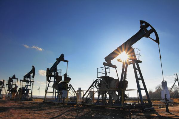 Oil Prices Rise Over Ukraine Protests - Sputnik International