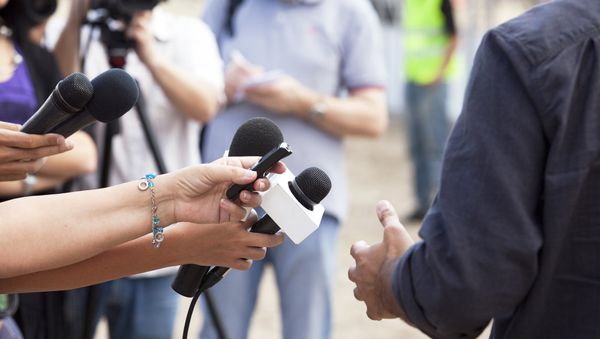 Russia should make every effort to guarantee freedom of expression, support media pluralism, the Human Rights Watch (HRW) researcher told RIA Novosti, regarding the new law, which has reduced the possible share of foreign stockholders in Russian media. - Sputnik International