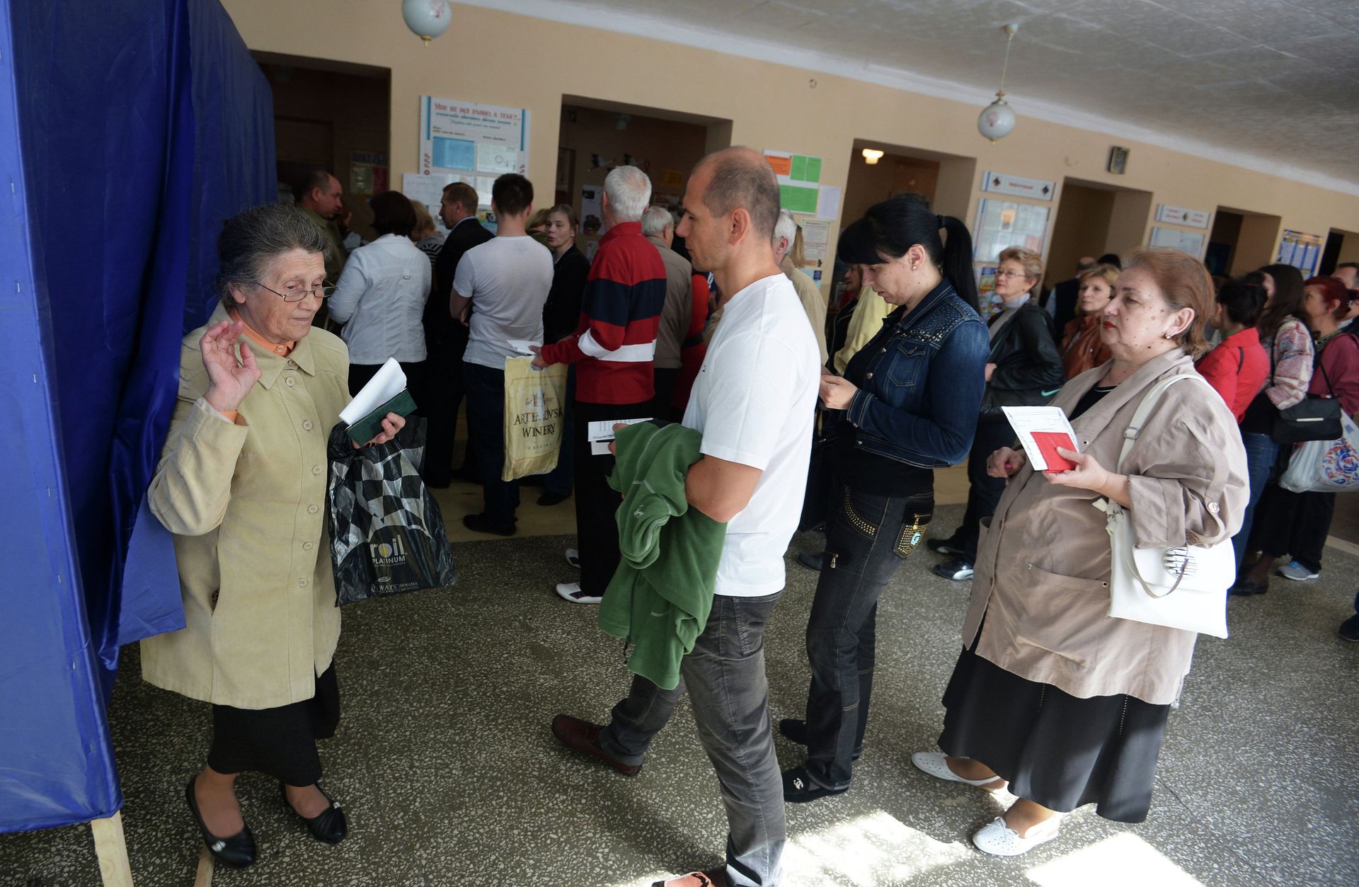 Donetsk and Lugansk regions hold referendum on self-determination - Sputnik International, 1920, 10.04.2022