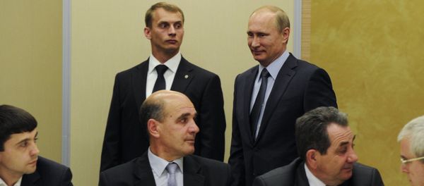 Vladimir Putin meets with Crimean Tatars Vladimir Putin meets with Crimean Tatars - Sputnik International