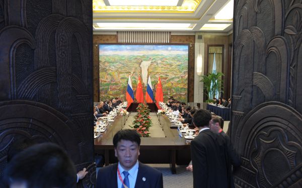 Vladimir Putin pays official visit to People's Republic of China - Sputnik International