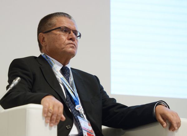 Alexei Ulyukayev asserted Russia will maintain its ban on food imports from EU countries as long as they keep in force their anti-Russian sanctions - Sputnik International