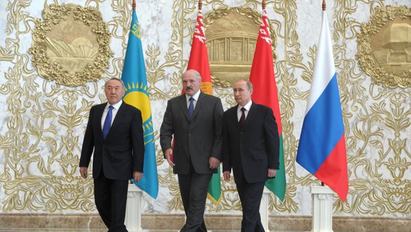 Vladimir Putin visits Belarus to attend EAEU meeting - Sputnik International