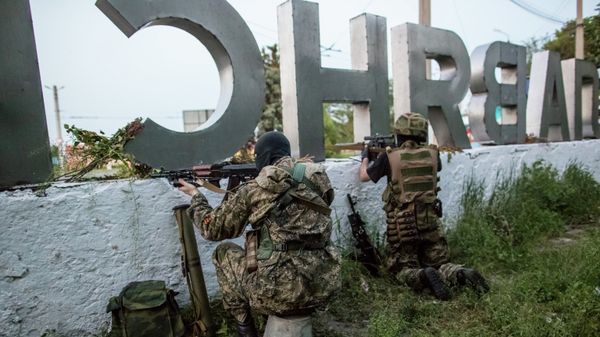 People's Militia soldiers in the town of Semyonovka near Slavyansk (Archive) - Sputnik International