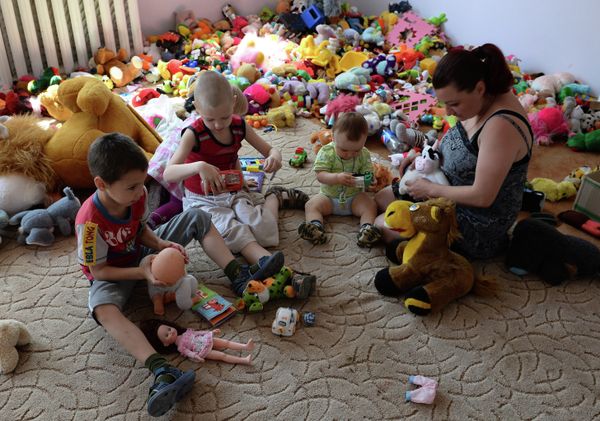 Refugees from Slavyansk accommodated in a hostel in Ilovaysk, Donetsk Region - Sputnik International