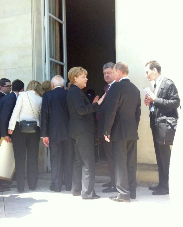 Putin, Merkel, Poroshenko Talk on Sidelines of D-Day Ceremony - Sputnik International