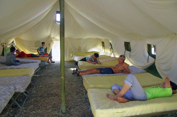 Camp for refugees from conflict in southestern Ukraine in Sevastopol - Sputnik International