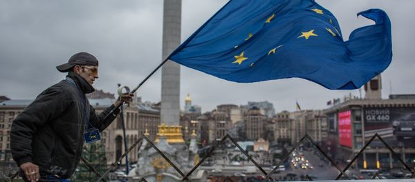 Rally to support Ukraine's integration with Europe on Independence Square, Kiev Rally to support Ukraine's integration with Europe on Independence Square, Kiev - Sputnik International