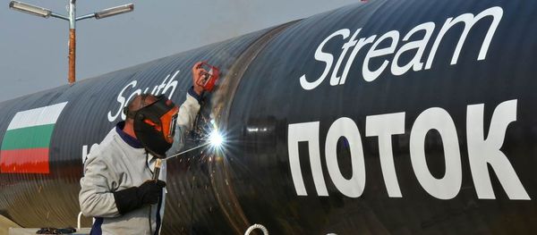 Russian President Vladimir Putin's announcement of the cancellation of the South Stream natural gas pipeline to eastern Europe is a source of short-term leverage in Russia's dealings with Europe Russian President Vladimir Putin's announcement of the cancellation of the South Stream natural gas pipeline to eastern Europe is a source of short-term leverage in Russia's dealings with Europe - Sputnik International