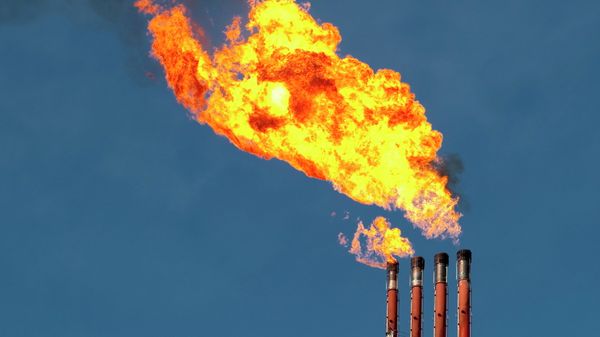 Russia's first liquefied natural gas (LNG) plant on Sakhalin - Sputnik International