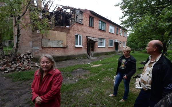 Residents of a house in the residential settlement Malaya Vergunka ruined by a Ukrainian air raid. Residents of a house in the residential settlement Malaya Vergunka ruined by a Ukrainian air raid. - Sputnik International