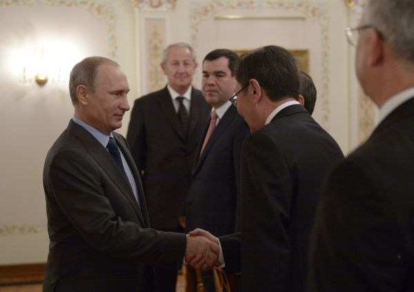 Vladimir Putin meets with heads of delegations from CIS security agencies - Sputnik International