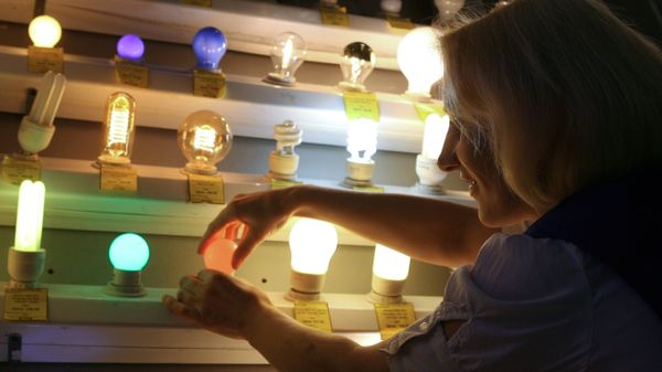 Climate change alarmists consume more electricity than others- UK research - Sputnik International