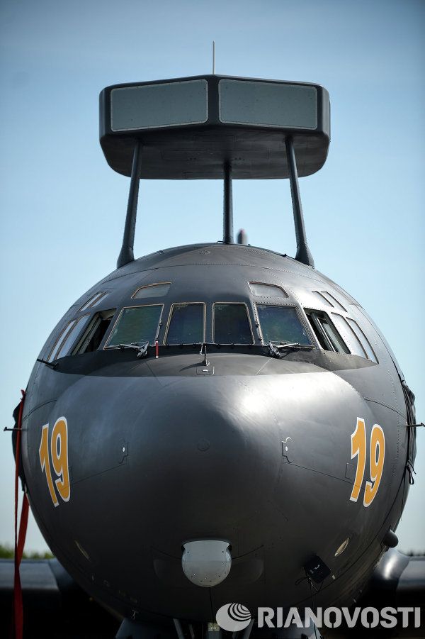Transfer of anti-submarine aircraft Il-38N to Russian Navy - Sputnik International