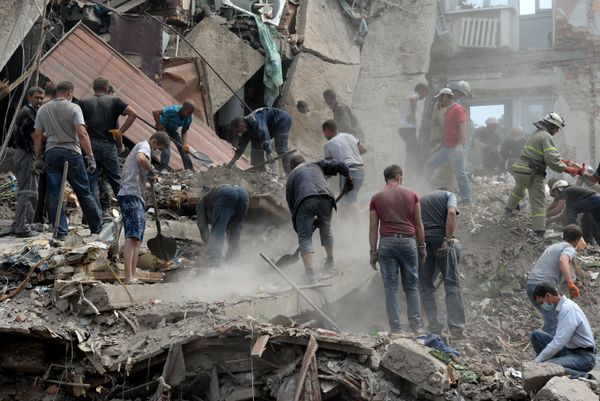 Building Destroyed by the Ukrainian Aviation, Donetsk Region - Sputnik International