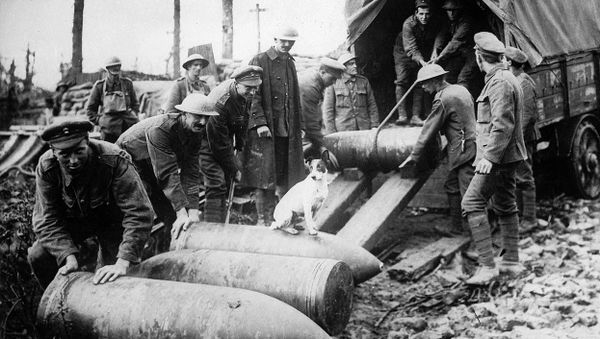 Unloading shells. First World War. - Sputnik International