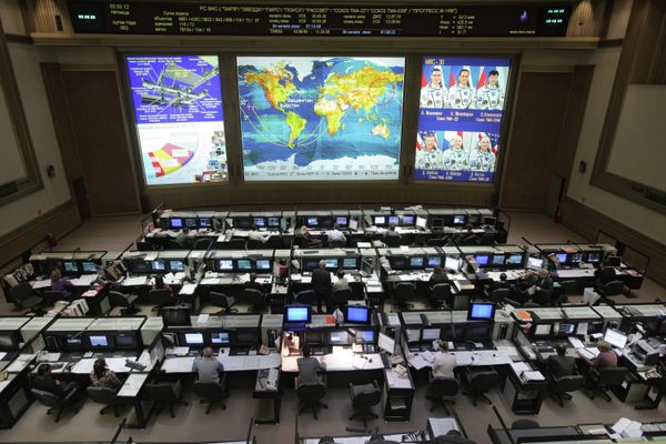 Command to Continue Planned Tasks Sent to Russia’s Foton-M Satellite - Roscosmos - Sputnik International