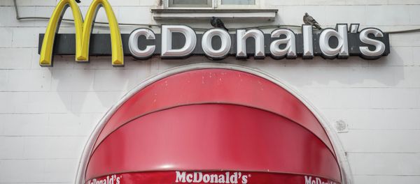 A Moscow man has taken a local McDonald's restaurant to court over the unpleasant odors caused by the restaurant during cooking. A Moscow man has taken a local McDonald's restaurant to court over the unpleasant odors caused by the restaurant during cooking. - Sputnik International