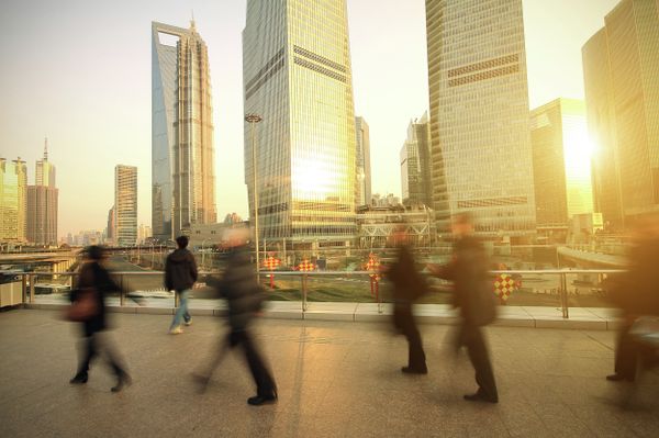 Beijing introduced Sunday a plan to lift the foreign investment restrictions for as much as 27 industries in the vicinity of the city of Shanghai. - Sputnik International