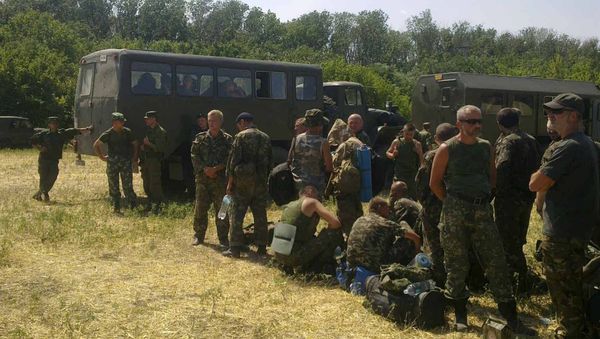Ukrainian soldiers ask for shelter in Russia Ukrainian soldiers ask for shelter in Russia - Sputnik International
