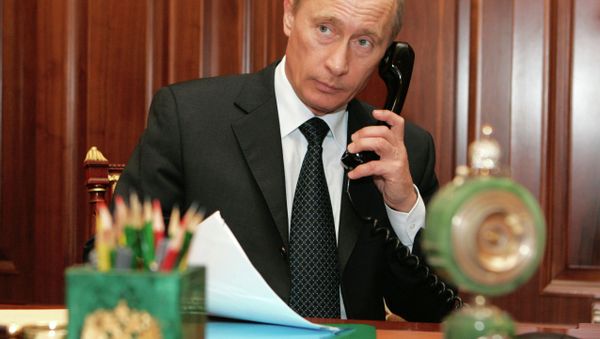 Russia’s President Vladimir Putin expressed condolences to the leader of the People's Republic of China Xi Jinping over the casualties in the Tibet bus crash, which happened on August 9 - Sputnik International