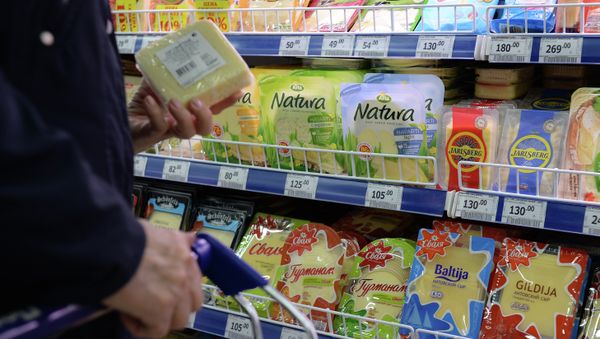 Foreign-made food in a Russian supermarket - Sputnik International