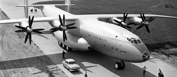 An Antonov An-22 Antei transport aircraft - Sputnik International