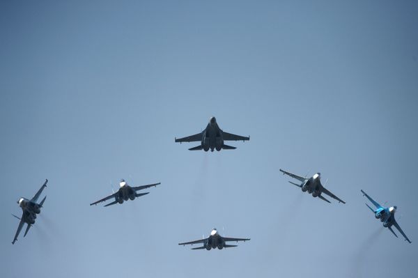 Su-27 fighter aircrafts during the celebration of the Air Force day in Russia's Lipetsk. Su-27 fighter aircrafts during the celebration of the Air Force day in Russia's Lipetsk. - Sputnik International