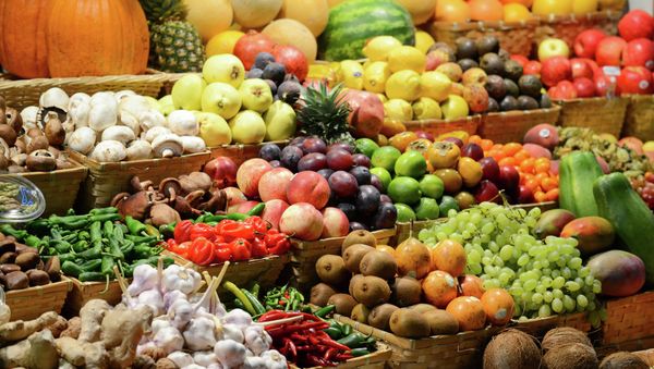Russia will temporarily restrict imports of fruits and vegetables from Albania starting from December 8 as some of it is being re-exported from the European Union, a spokesperson for Russia's agricultural watchdog told RIA Novosti Wednesday. - Sputnik International