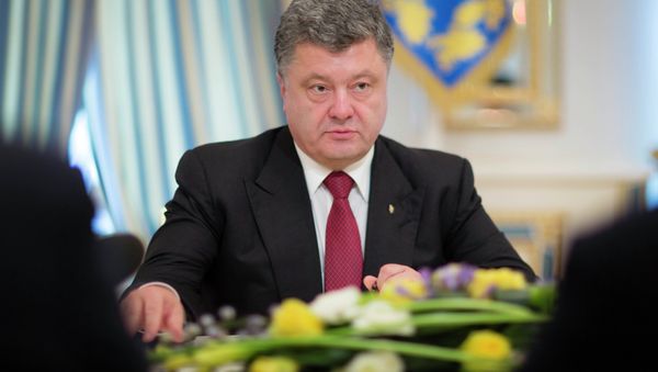 Petro Poroshenko asserted EU association agreement will be submitted to the Verkhovna Rada for ratification in mid-September - Sputnik International