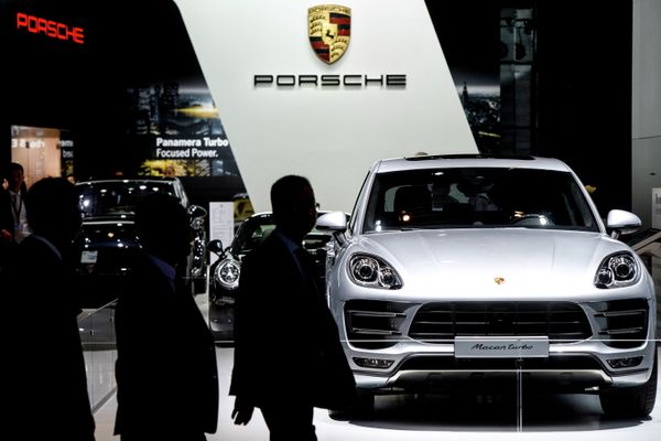 Porsche Macan turbo at Moscow Auto Show 2014 Porsche Macan turbo at Moscow Auto Show 2014 - Sputnik International