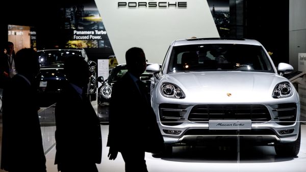 Porsche Macan turbo at Moscow Auto Show 2014 - Sputnik International
