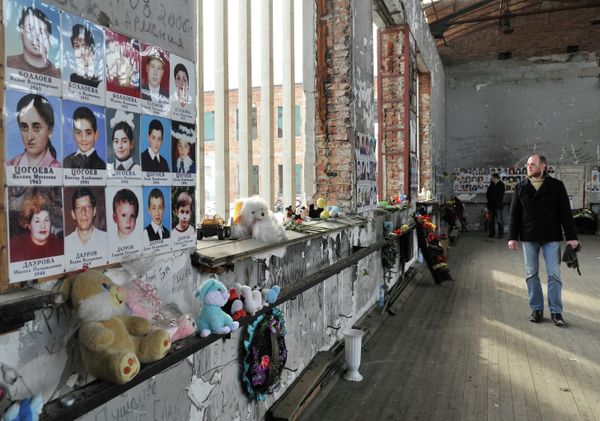 Ten years ago, on September 1, 2004, the small, ordinary, town of Beslan in Russia’s North Ossetia suddenly found itself thrust into the spotlight of the entire world, when its school was invaded by terrorists. - Sputnik International