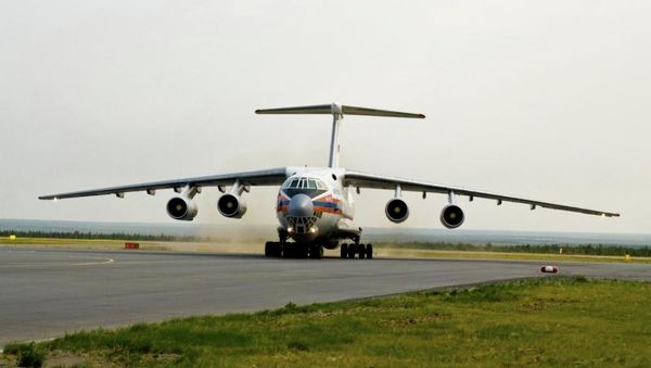 Russian airlifter, carrying 20 tons of humanitarian aid for the Serbians will arrive at the Batajnica military airport on August 30 - Sputnik International