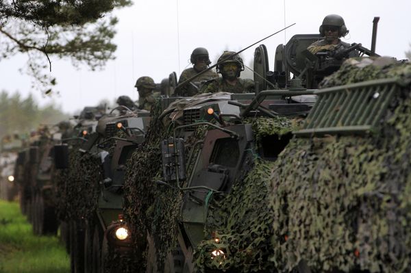 Seven NATO's member states plan to create new response force in light of the escalating Ukrainian crisis - Sputnik International