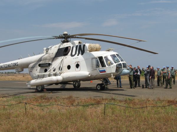 A UNMISS-contracted Mi-8 helicopter crashed about 10 kilometers southwest of the Unity State capital of Bentiu where it was supposed to land - Sputnik International