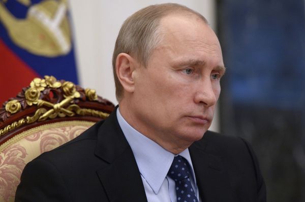 Russia may have to do some budget adjustment, but it won't concern welfare funding, Putin stated at a conference in Milan to conclude the results of the ASEM summit. - Sputnik International