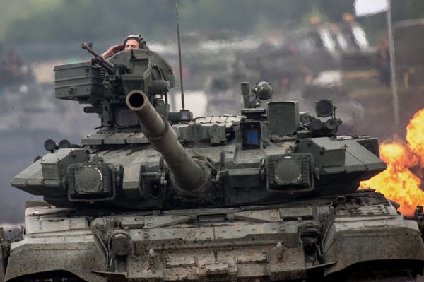 Russia will modify its military doctrine to add the necessity of import substitutes in weaponry - Sputnik International