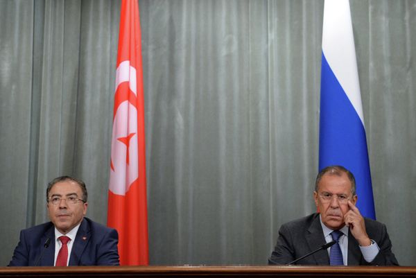 Tunisian Foreign Minister Monji Hamdi (left) and Russian Foreign Minister Sergei Lavrov (right) - Sputnik International