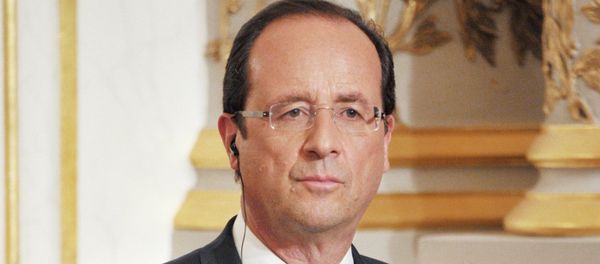 Greece is free to decide on its future in the eurozone as long as the country fulfills its assumed obligations, France's President Francois Hollande said Monday. - Sputnik International