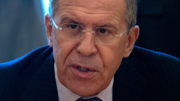 The US-led international coalition against Islamic State militants must establishing coordination with Syrian authorities and work together as a team, Russian Foreign Minister Sergei Lavrov. - Sputnik International