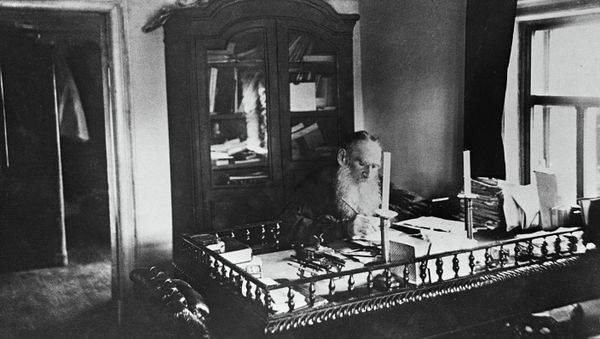 Ten Rules for Life From Leo Tolstoy - Sputnik International