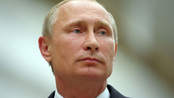 Putin to discuss development of draft federal budget with members of the government - Sputnik International