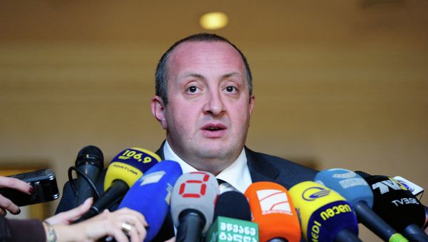 Giorgi Margvelashvili says Georgia plans to return the territories of Abkhazia and South Ossetia by peaceful means - Sputnik International