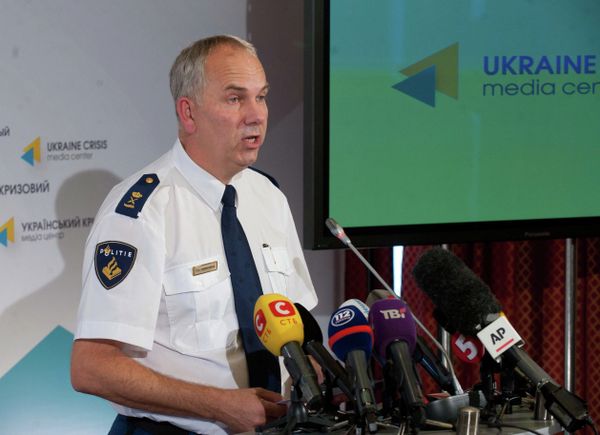 The head of the Malaysia Arlines recovery mission Peter Jap Albersberg at a press briefing.  - Sputnik International