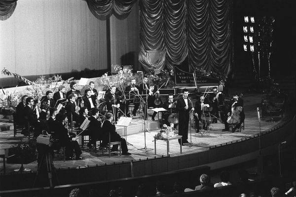 Leading Russian Conductor, Violinist, Teacher Vladimir Spivakov Marks 70th Birthday Leading Russian Conductor, Violinist, Teacher Vladimir Spivakov Marks 70th Birthday - Sputnik International