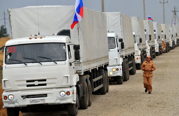 Russia is preparing to send the fourth humanitarian convoy to eastern Ukraine - Sputnik International